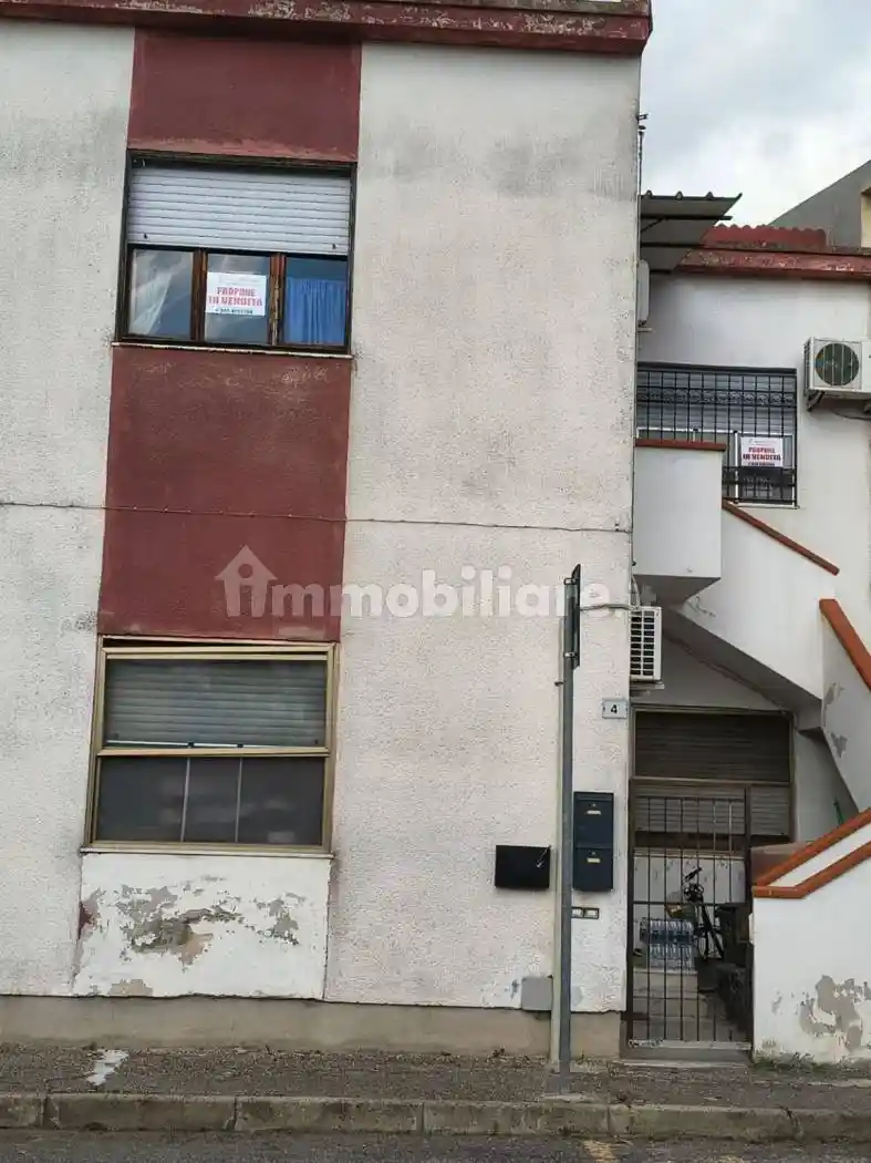 Palazzo - Edificio in vendita a Oristano