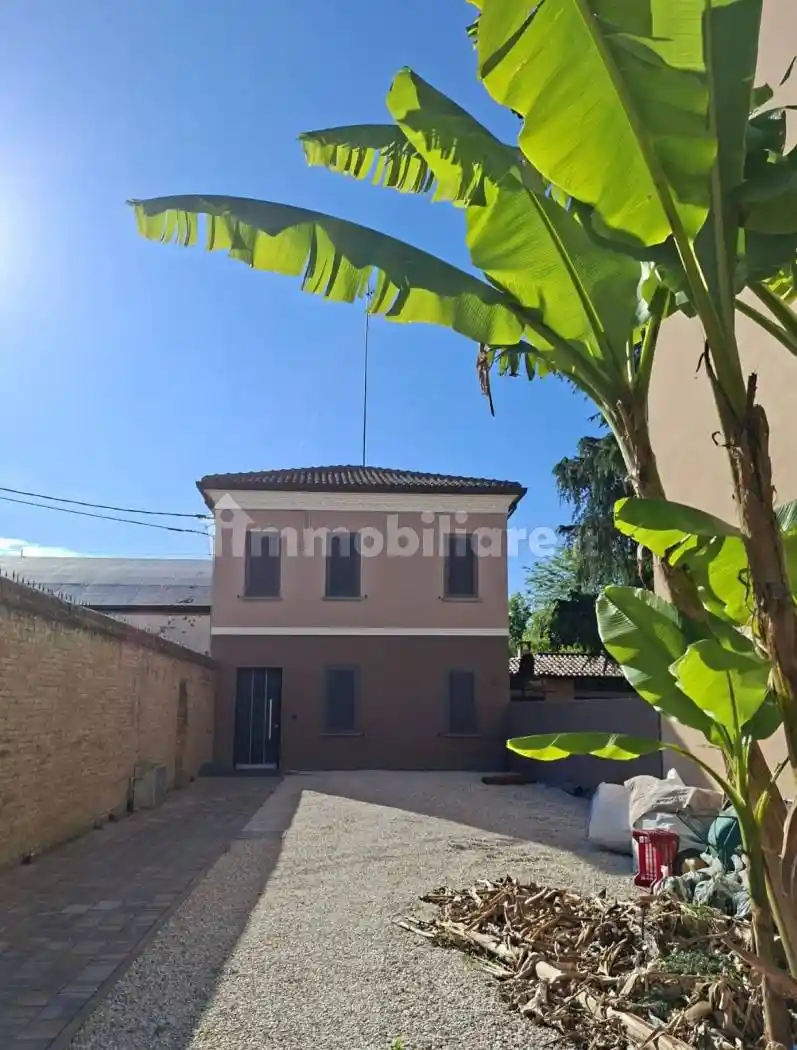 Villa in vendita a Lugo