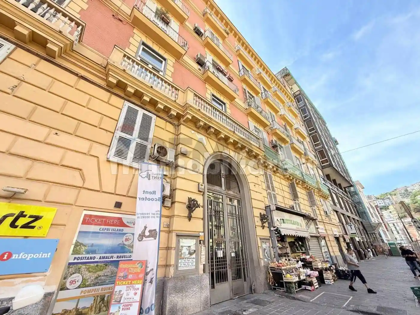 Appartamento in vendita a Napoli