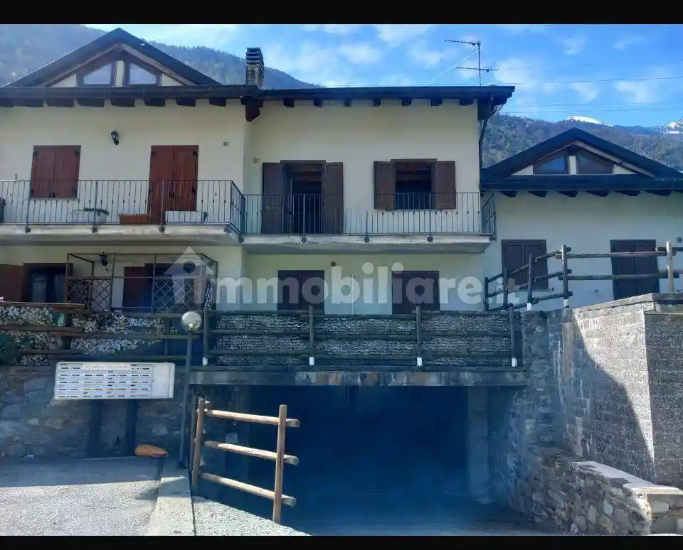Appartamento in vendita a Pontey