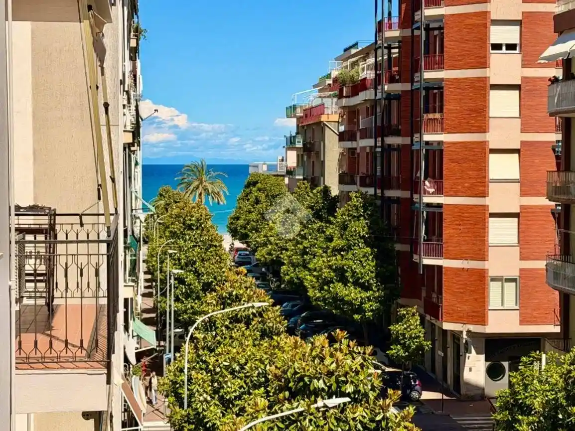 Appartamento in vendita a Albenga