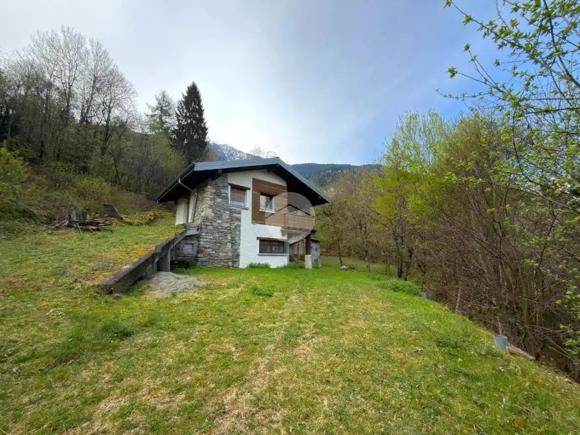 Villa in vendita a Caiolo