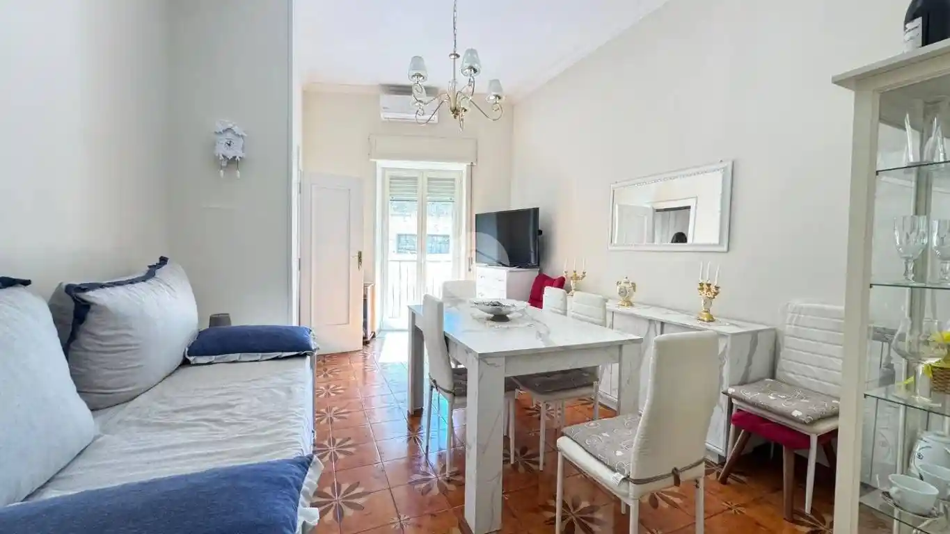 Appartamento in affitto a Napoli