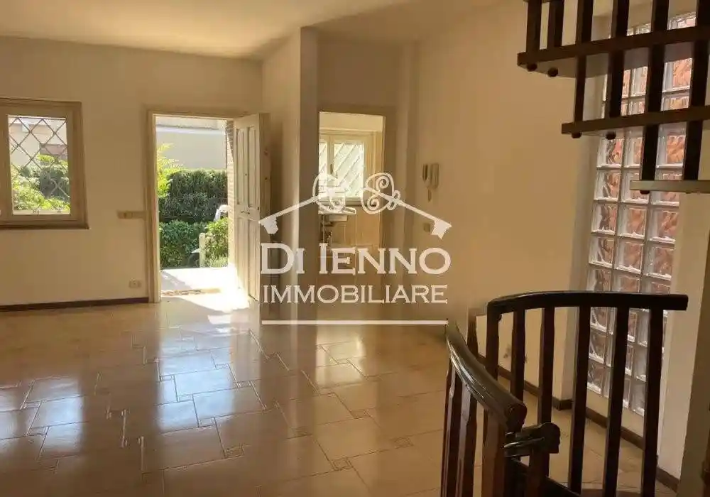 Villa in affitto a Roma