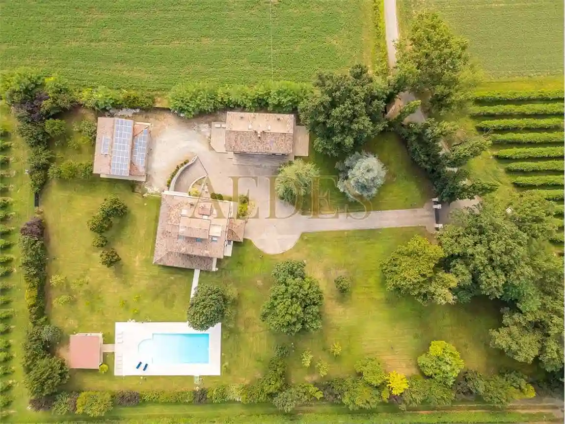 Villa - foto 4
