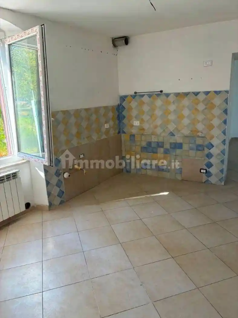 Appartamento in vendita a Massa