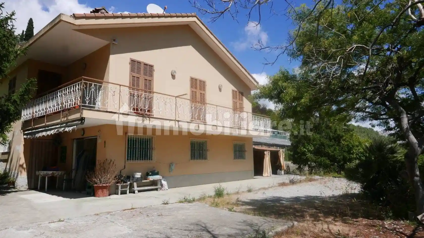 Villa in vendita a Sanremo