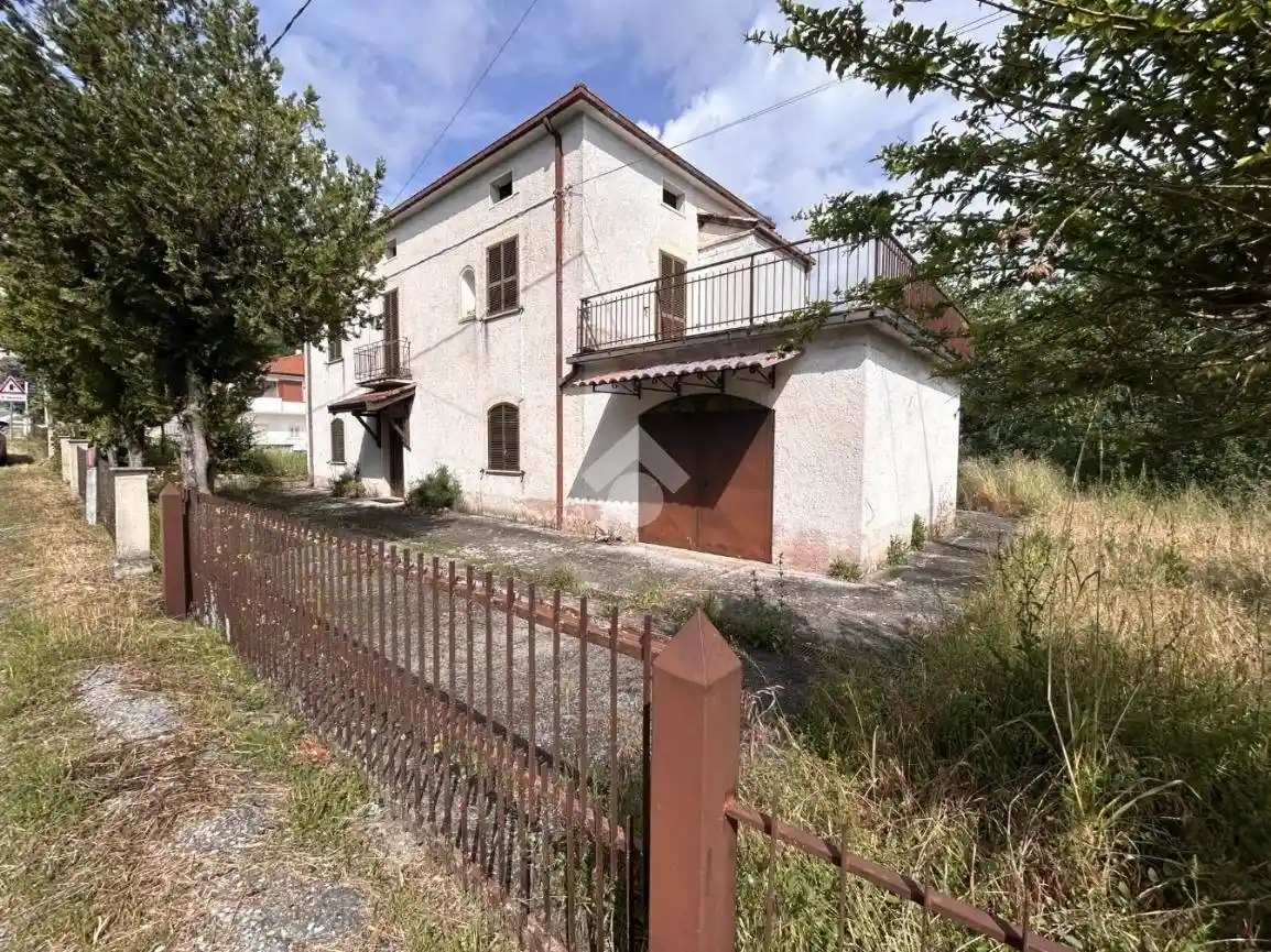 Casa indipendente in vendita a Casalvieri