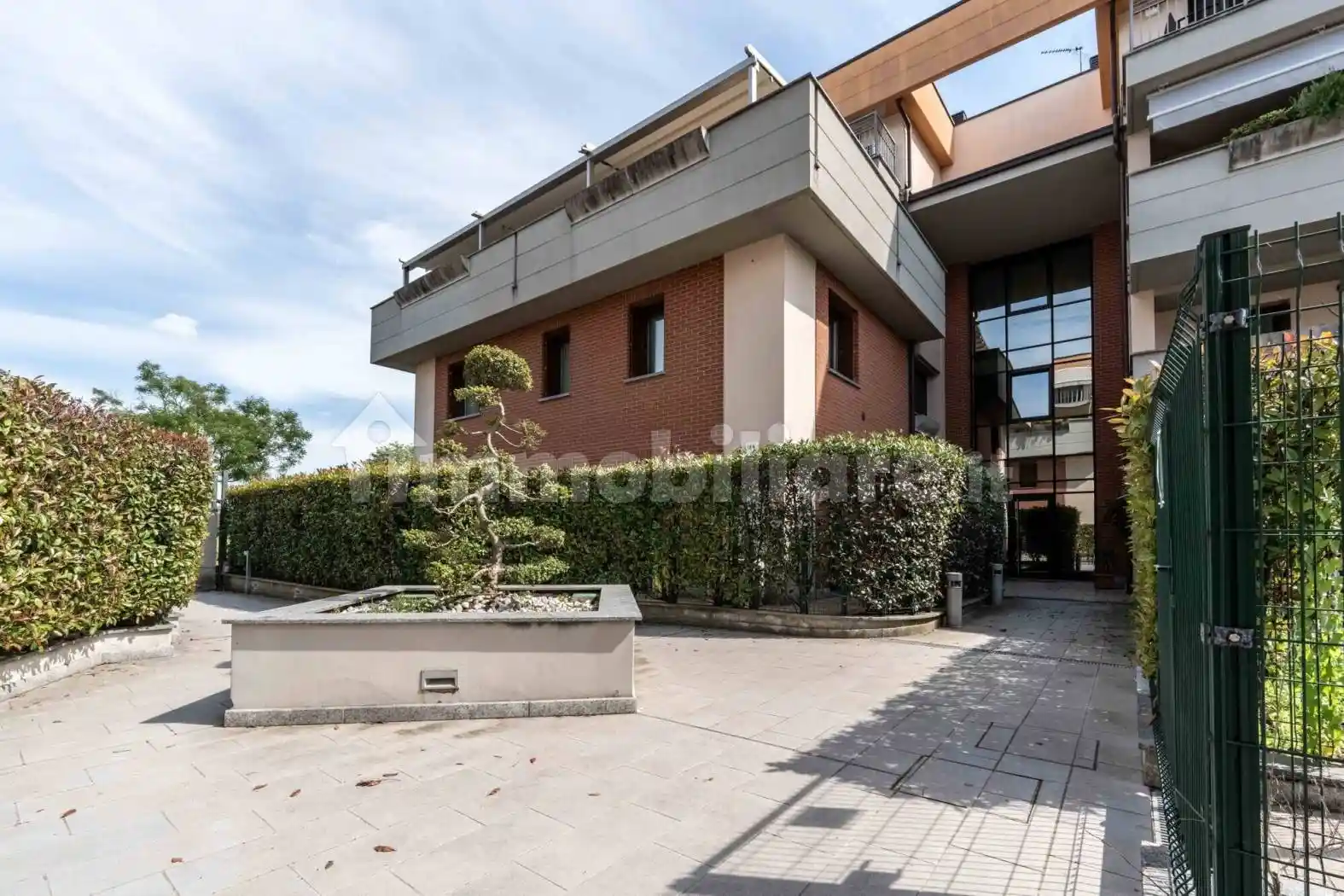 Appartamento in vendita a Caronno Pertusella