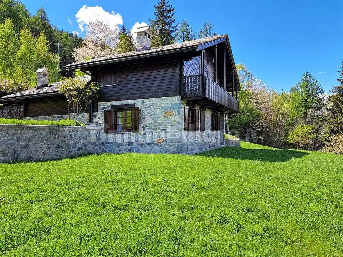 Villa in vendita a Fénis