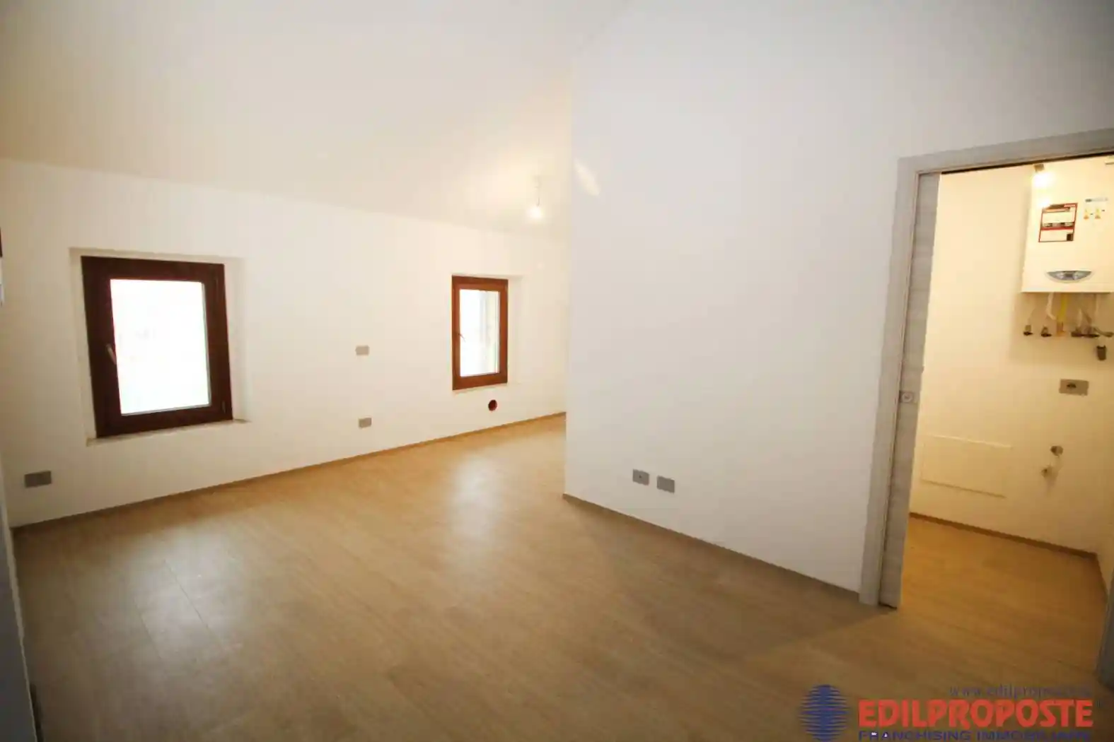 Appartamento in vendita a Lazzate