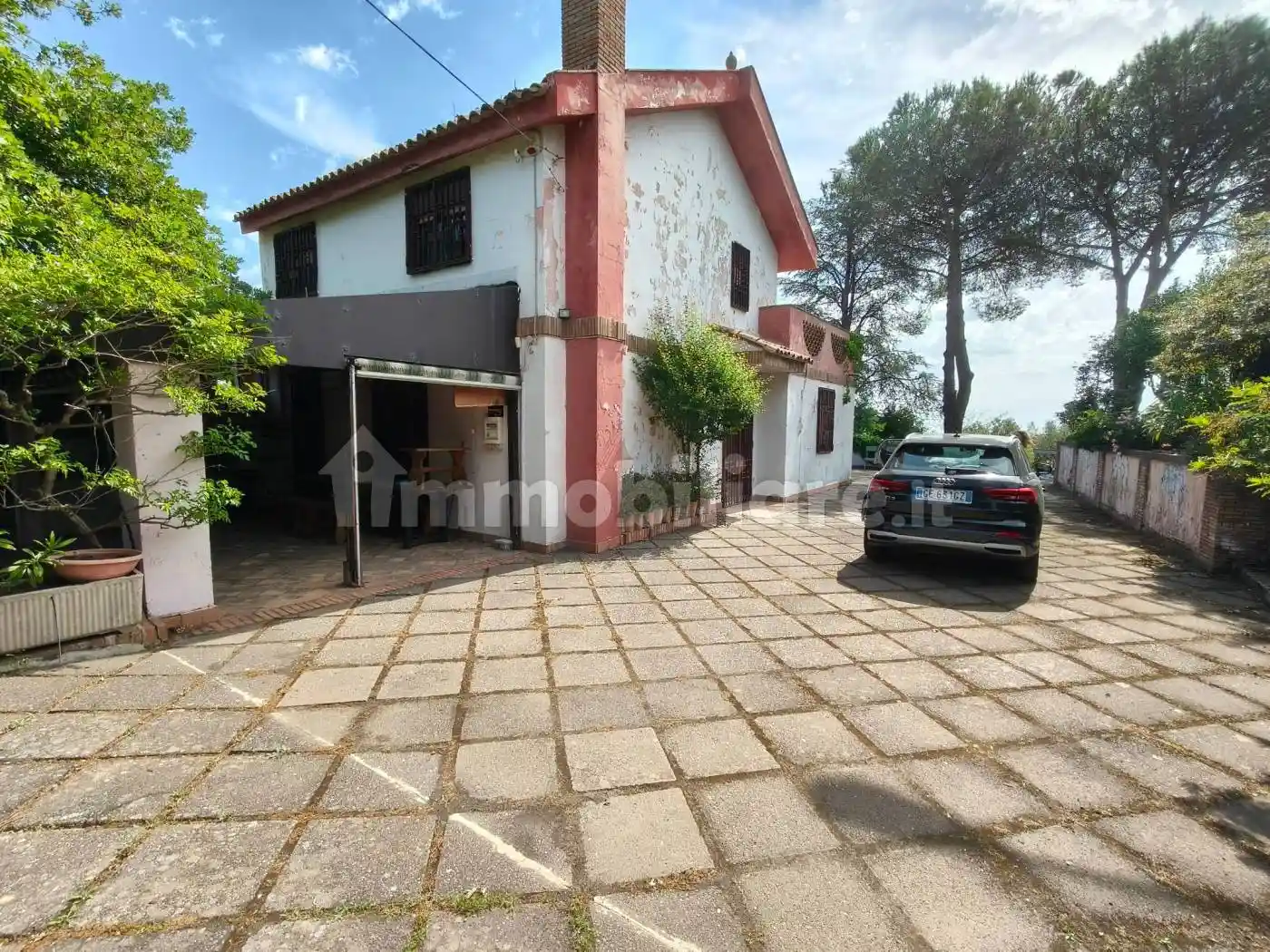 Villa in vendita a Piedimonte Etneo