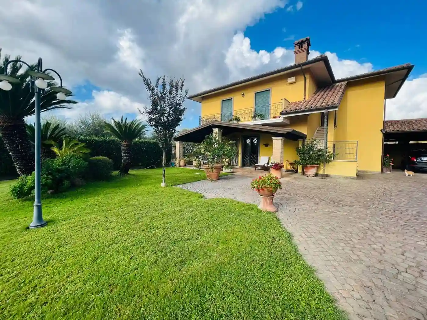 Villa - foto 2