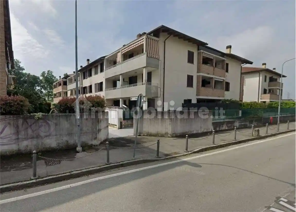 Appartamento in vendita a Casirate d'Adda