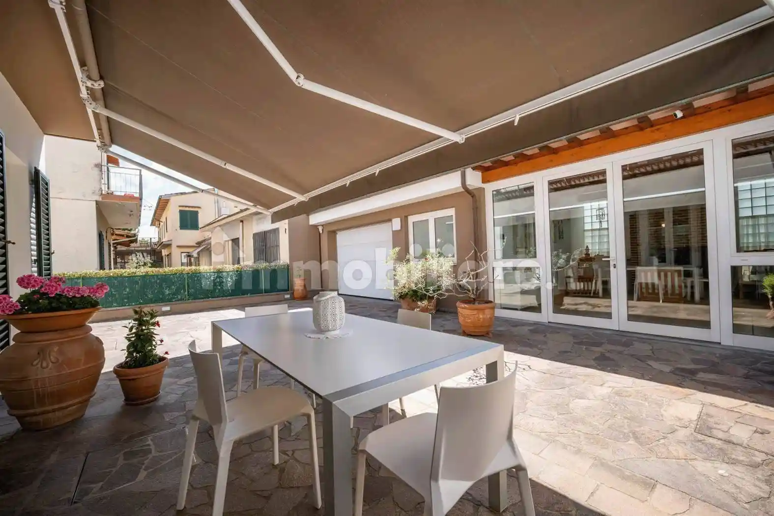Casa indipendente in vendita a Campi Bisenzio