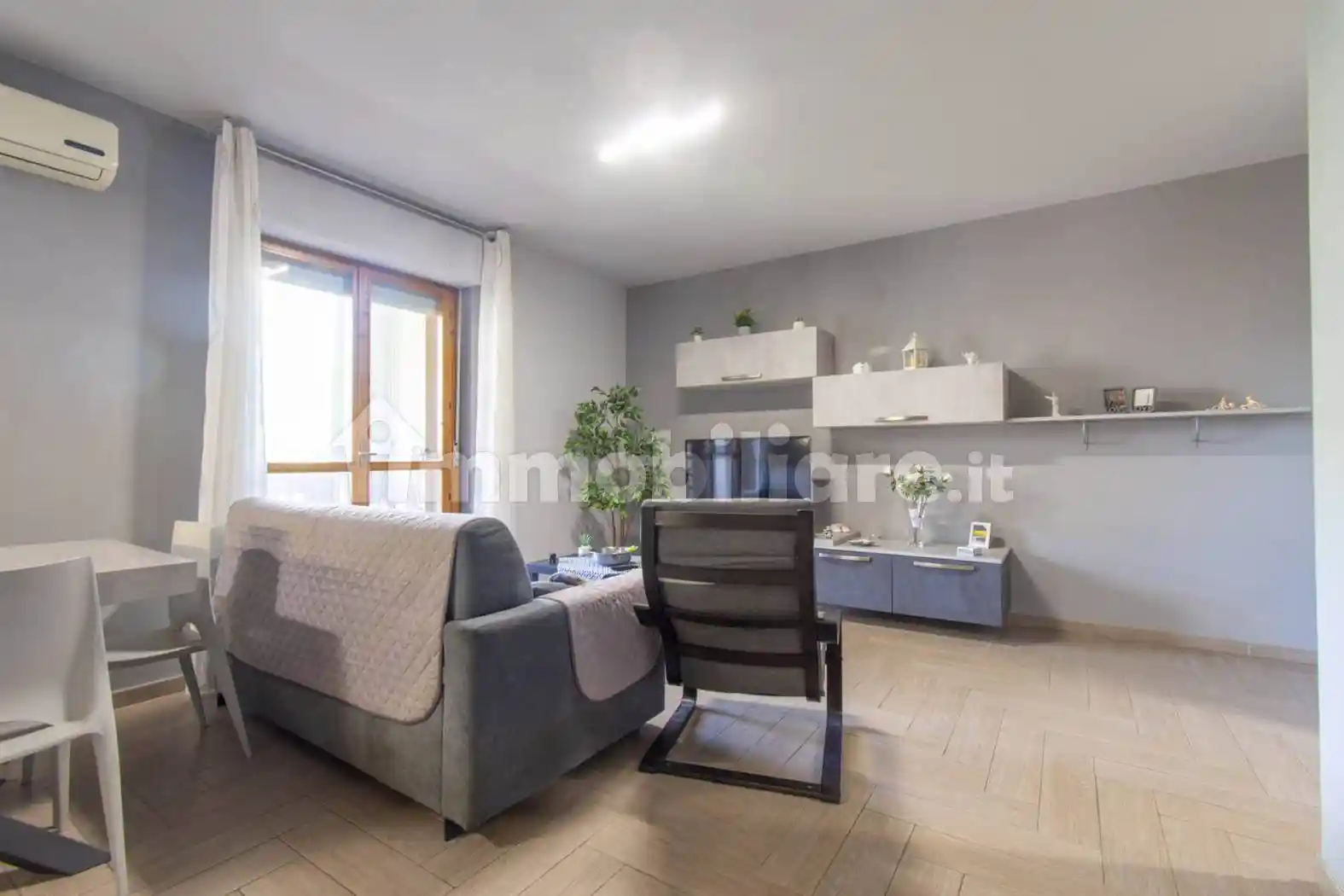 Appartamento in vendita a Rivoli