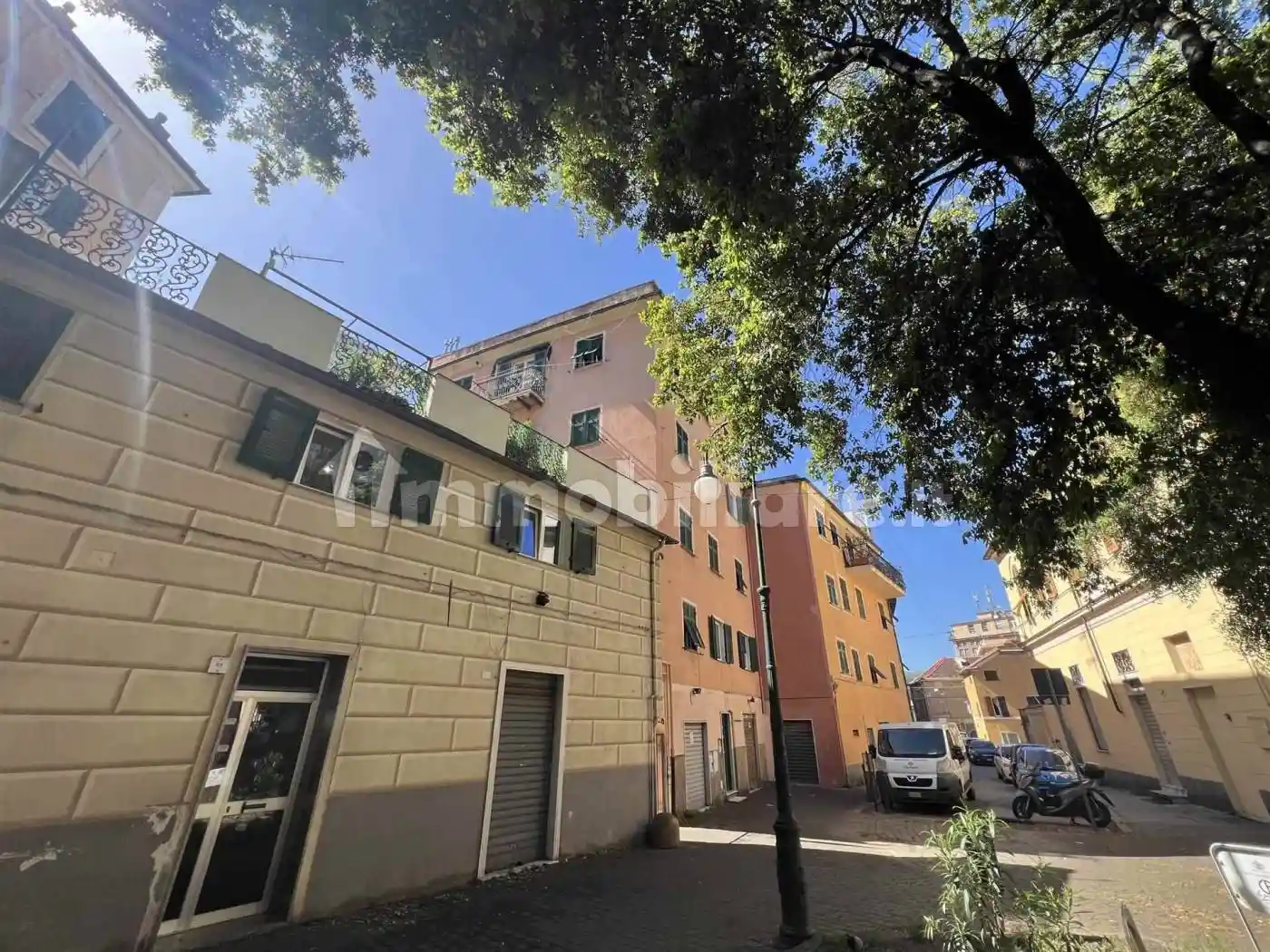 Appartamento in vendita a Genova