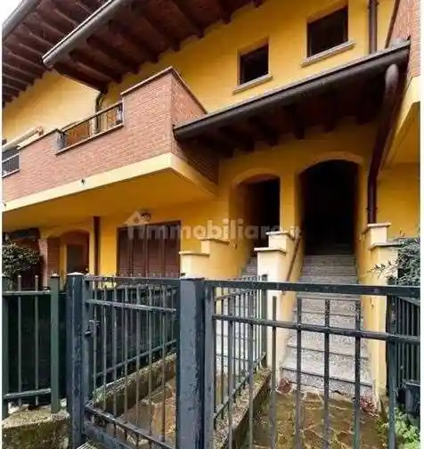 Appartamento in vendita a Vaprio d'Adda