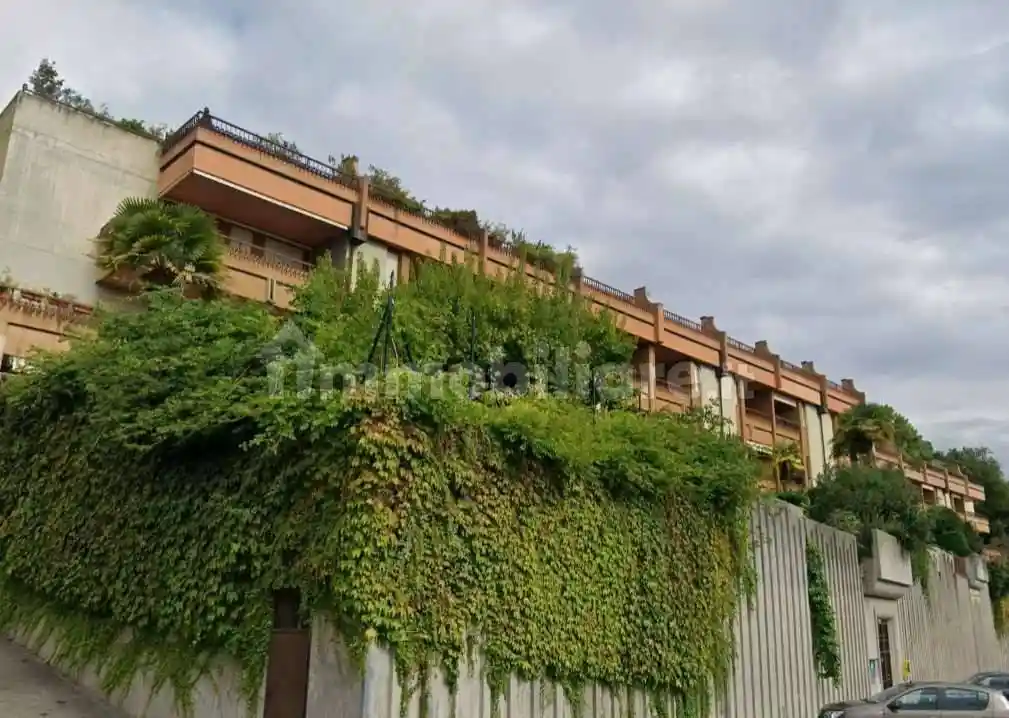 Appartamento in vendita a Lesa