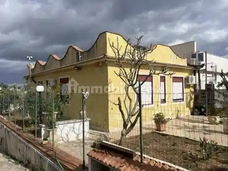 Appartamento in vendita a Altavilla Milicia