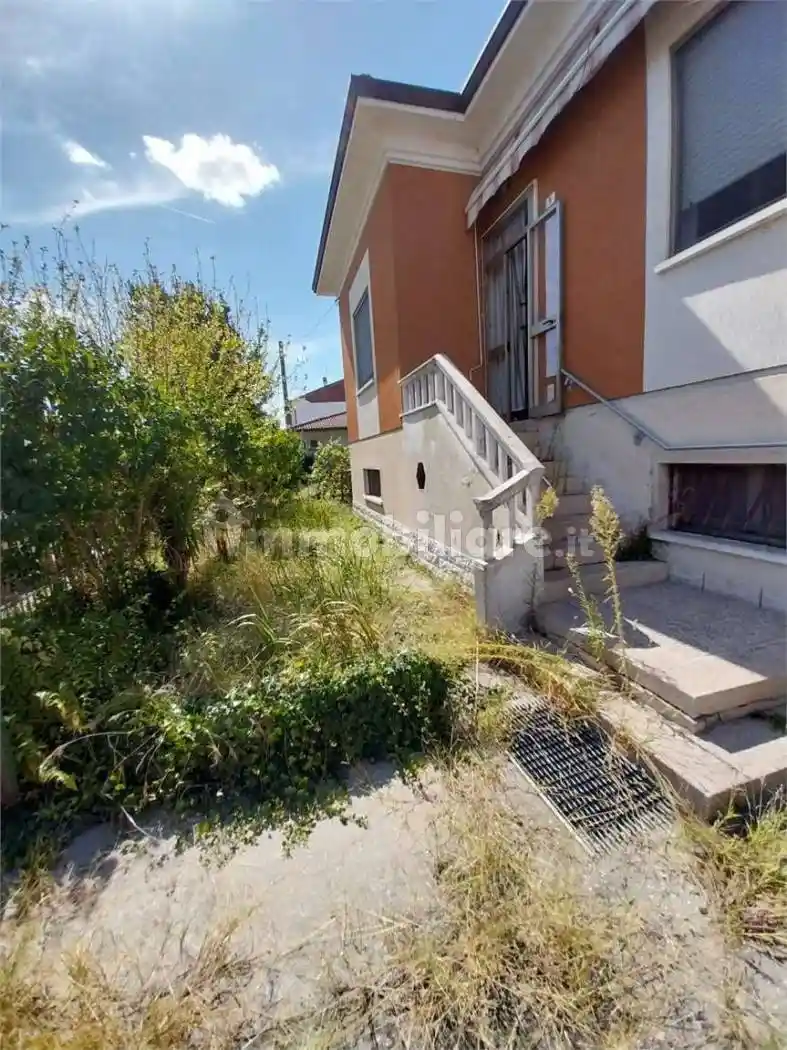 Villa in vendita a Ravenna