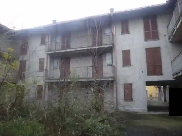 Palazzo - Stabile in vendita a Brignano Gera d'Adda