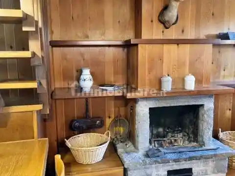 Appartamento in vendita a Ventasso