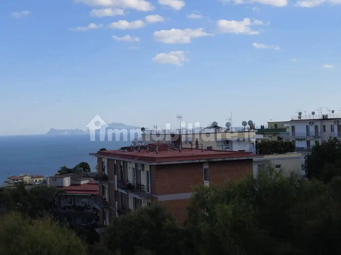 Appartamento in affitto a Napoli