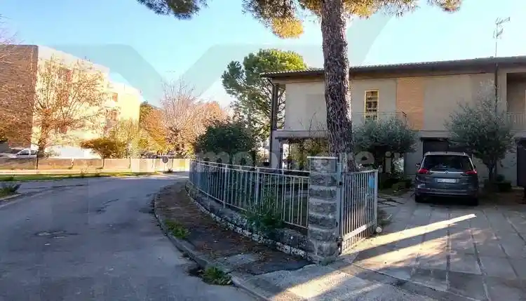 Villa in vendita a Bagnacavallo