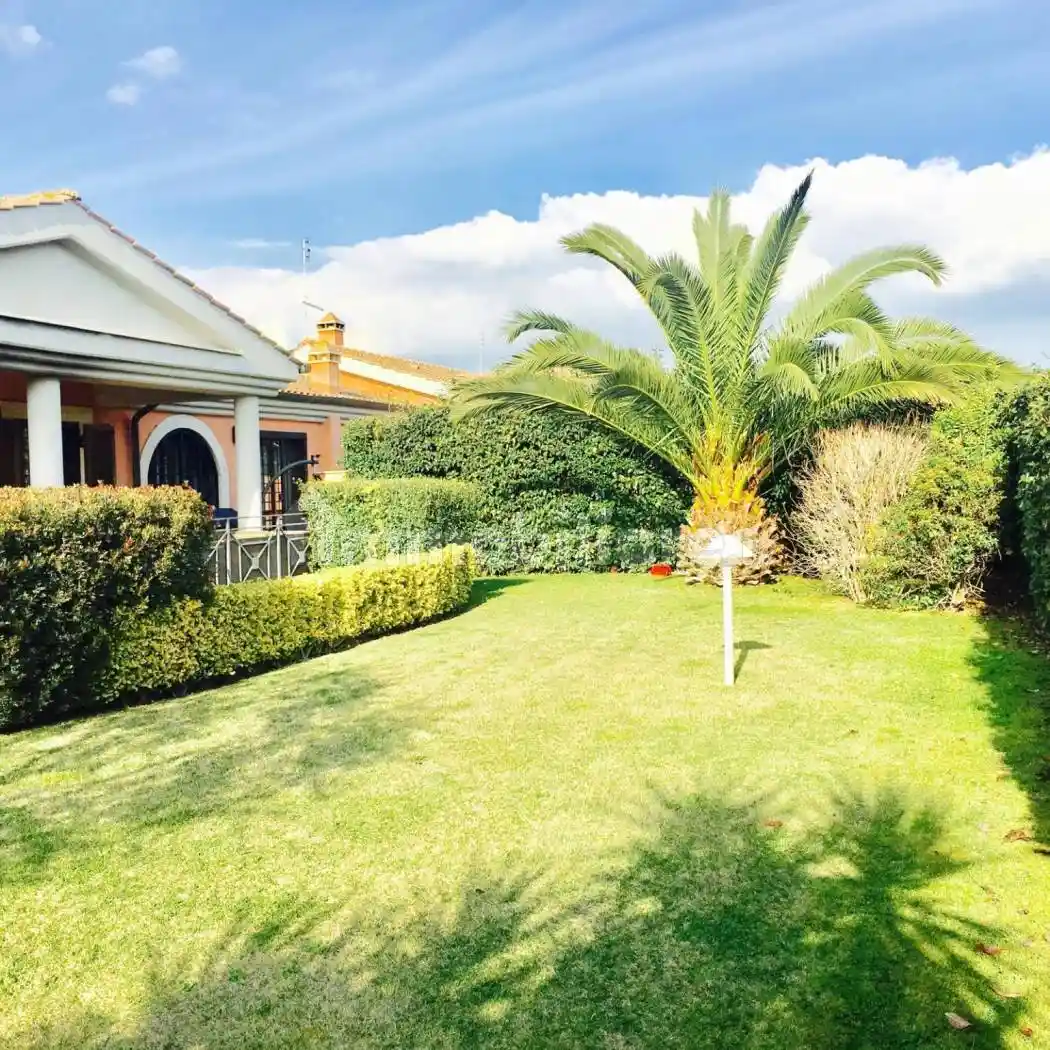 Villa in vendita a Roma