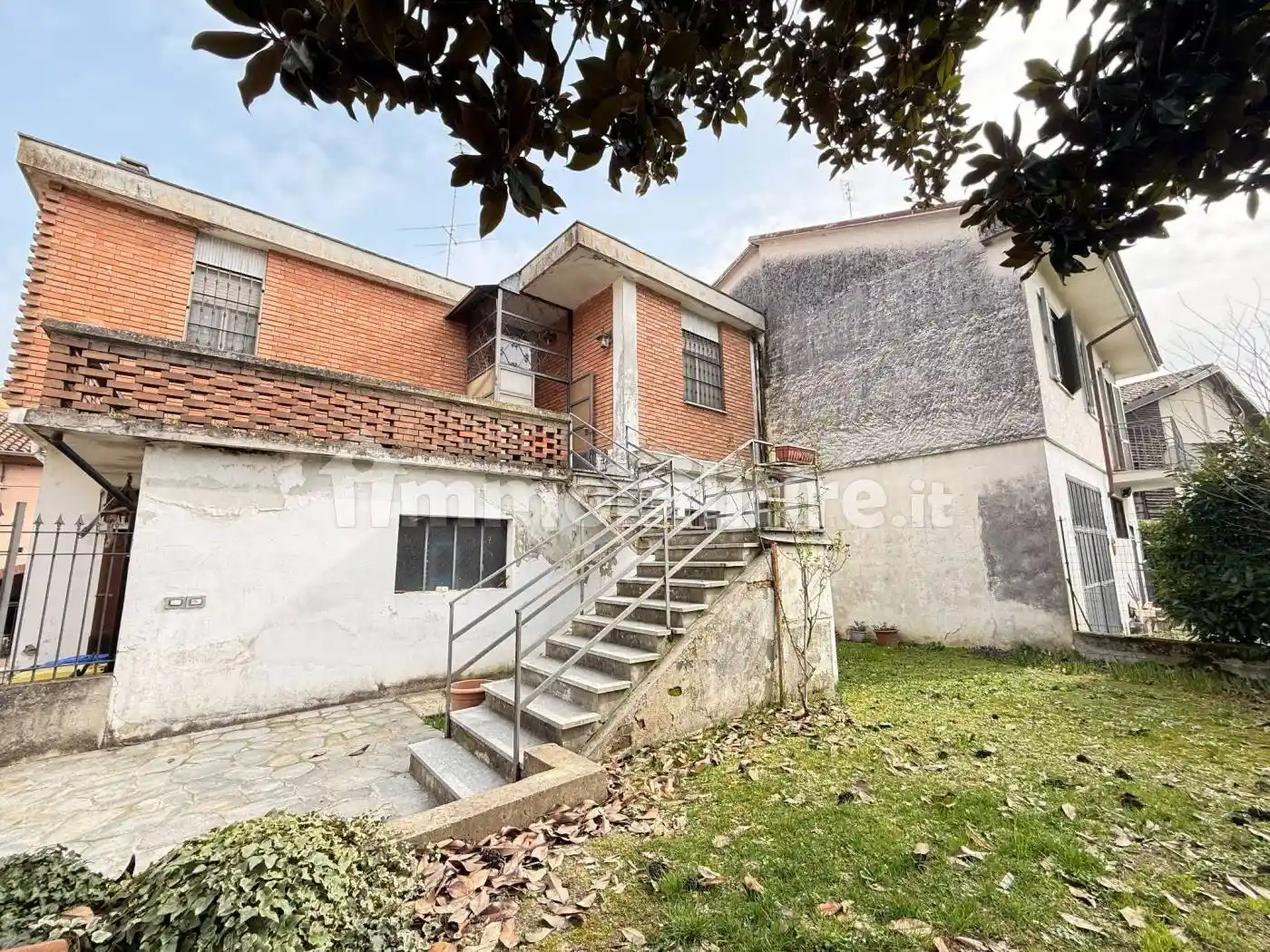 Casa indipendente in vendita a Pietra Marazzi