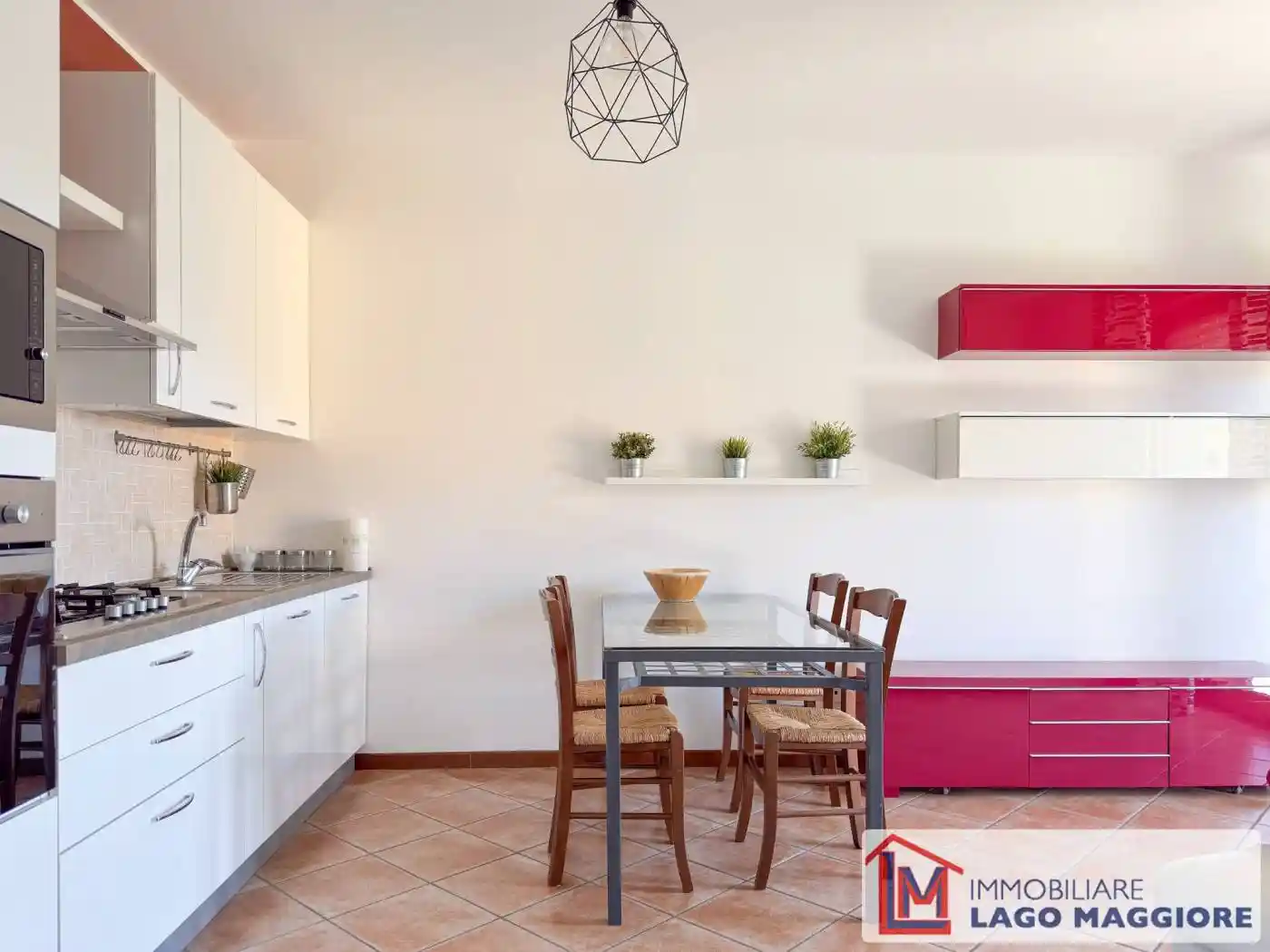 Appartamento in affitto a Laveno-Mombello