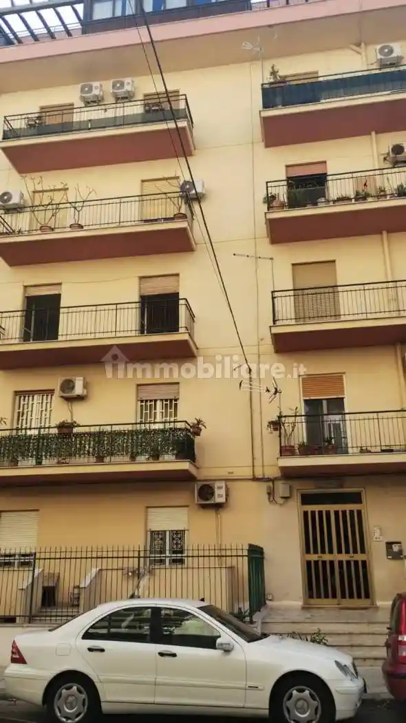 Appartamento in vendita a Palermo