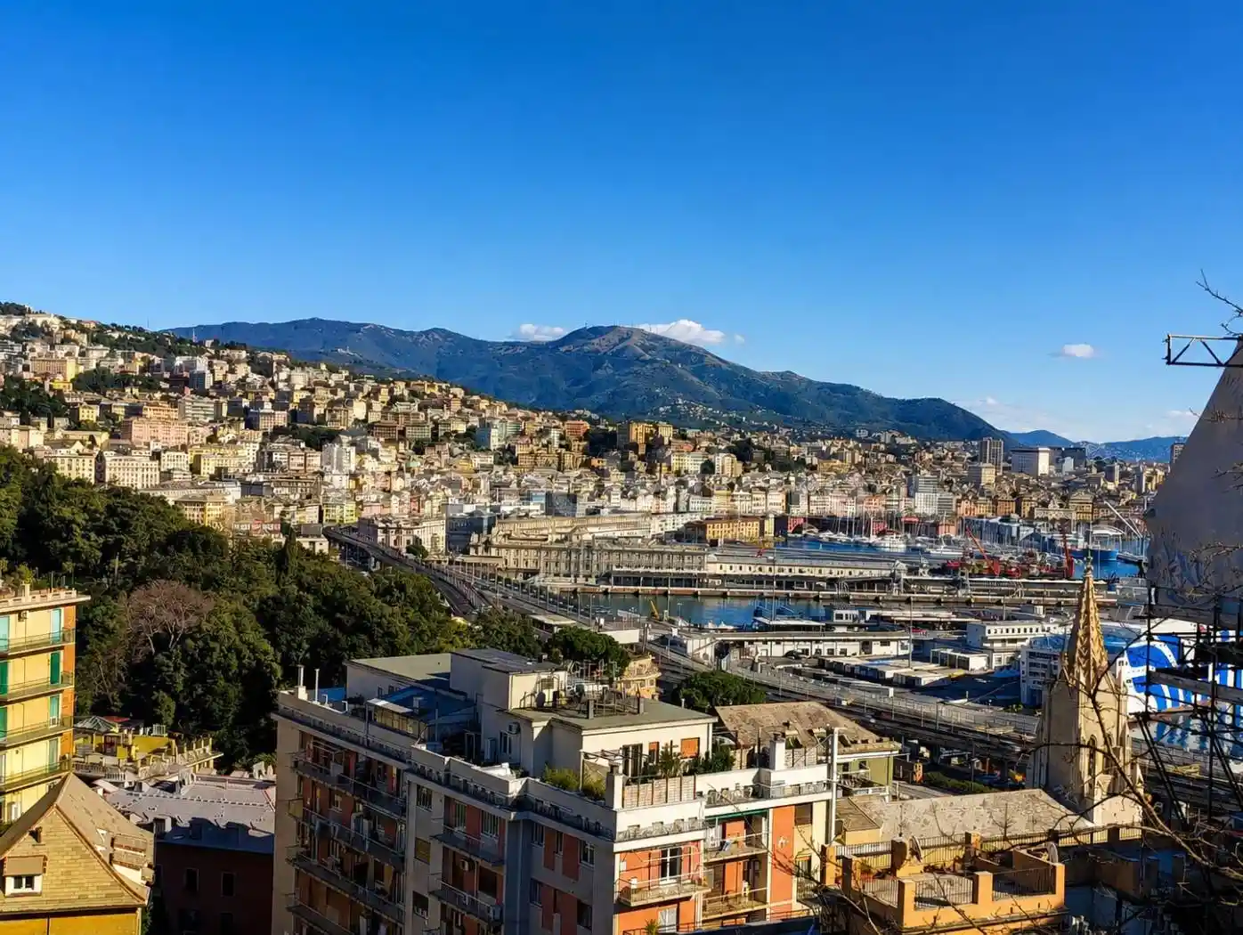Appartamento in vendita a Genova