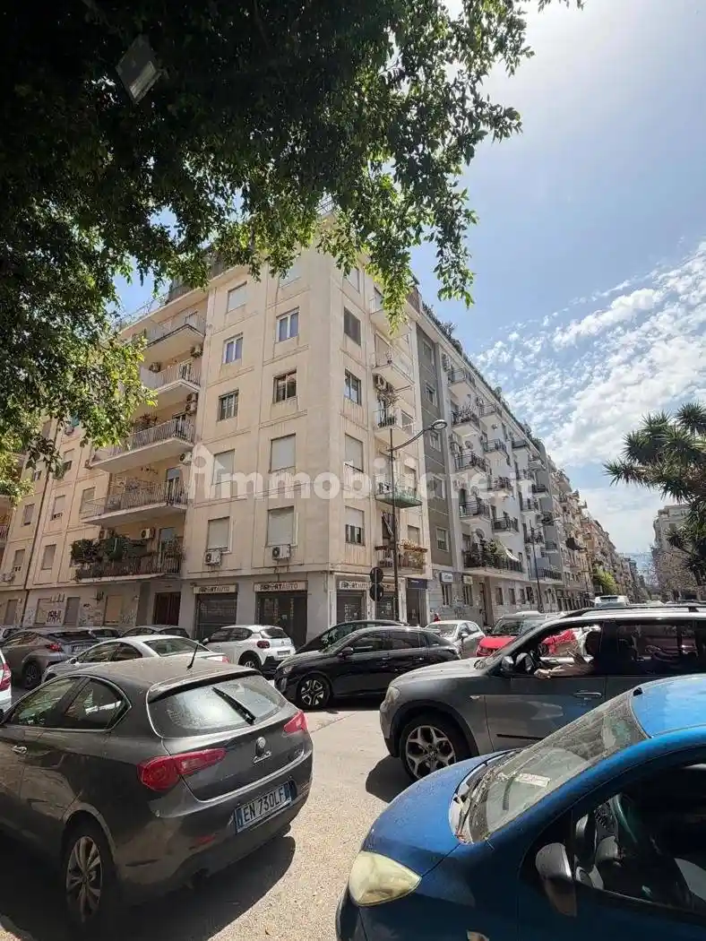Appartamento in vendita a Palermo