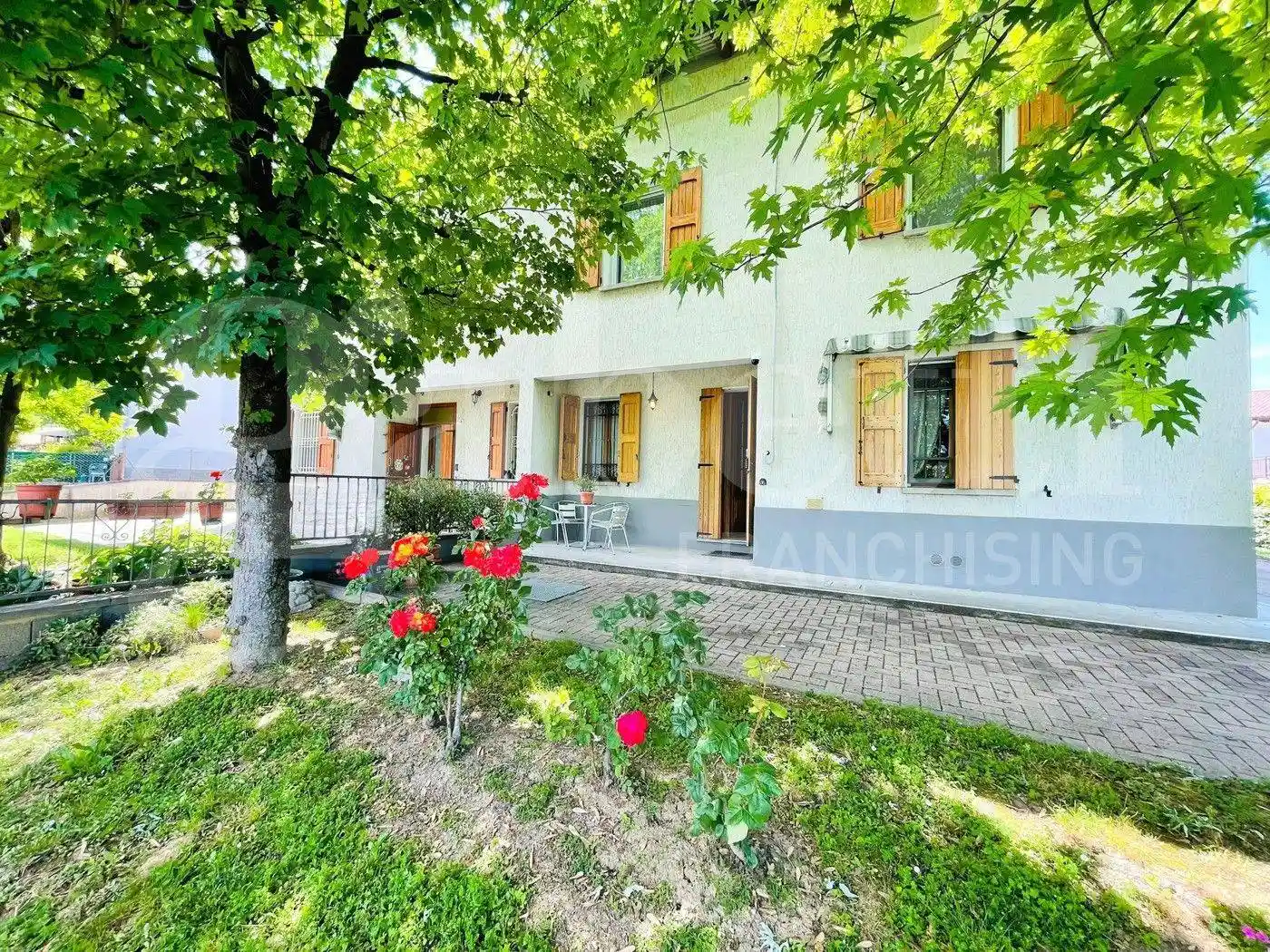 Appartamento in vendita a Zola Predosa
