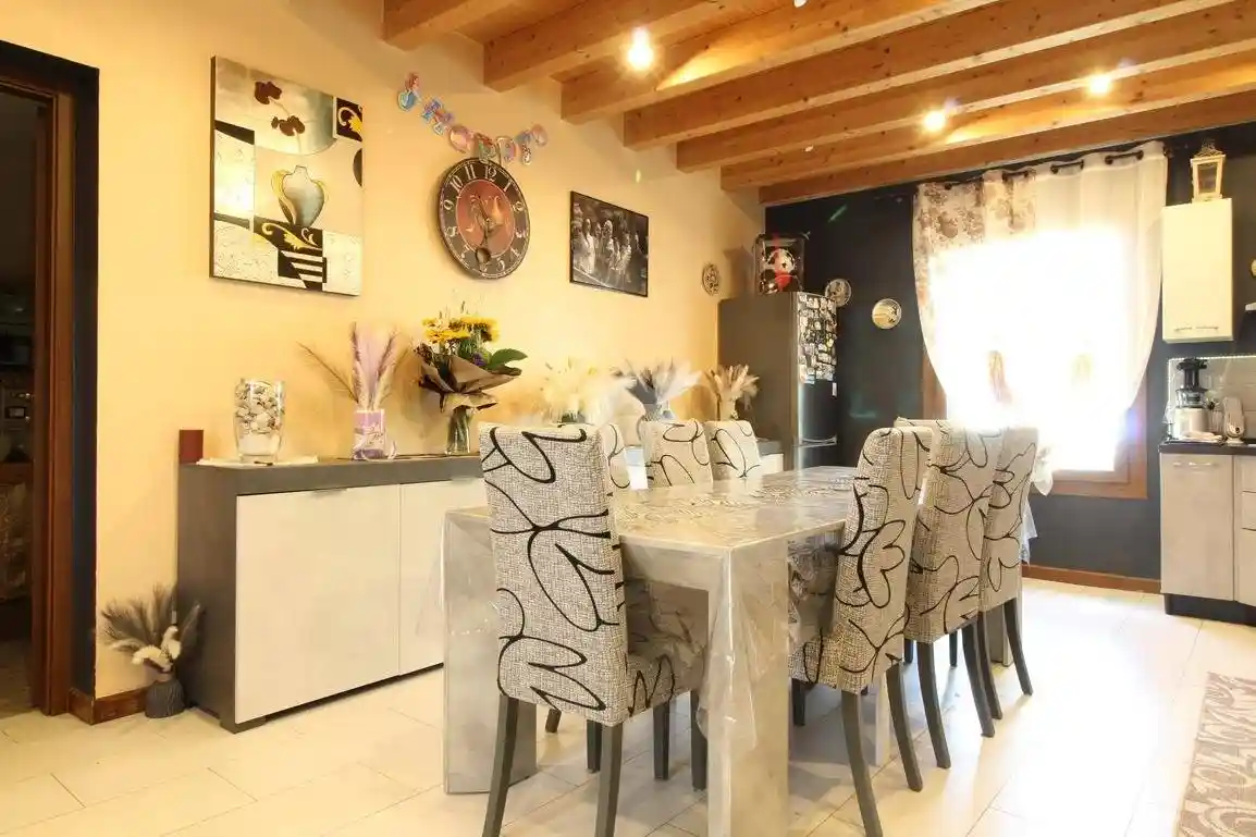 Casa indipendente in vendita a Vicenza