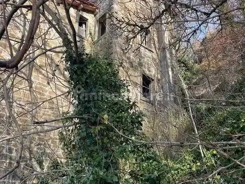Villa in vendita a Chiusi della Verna