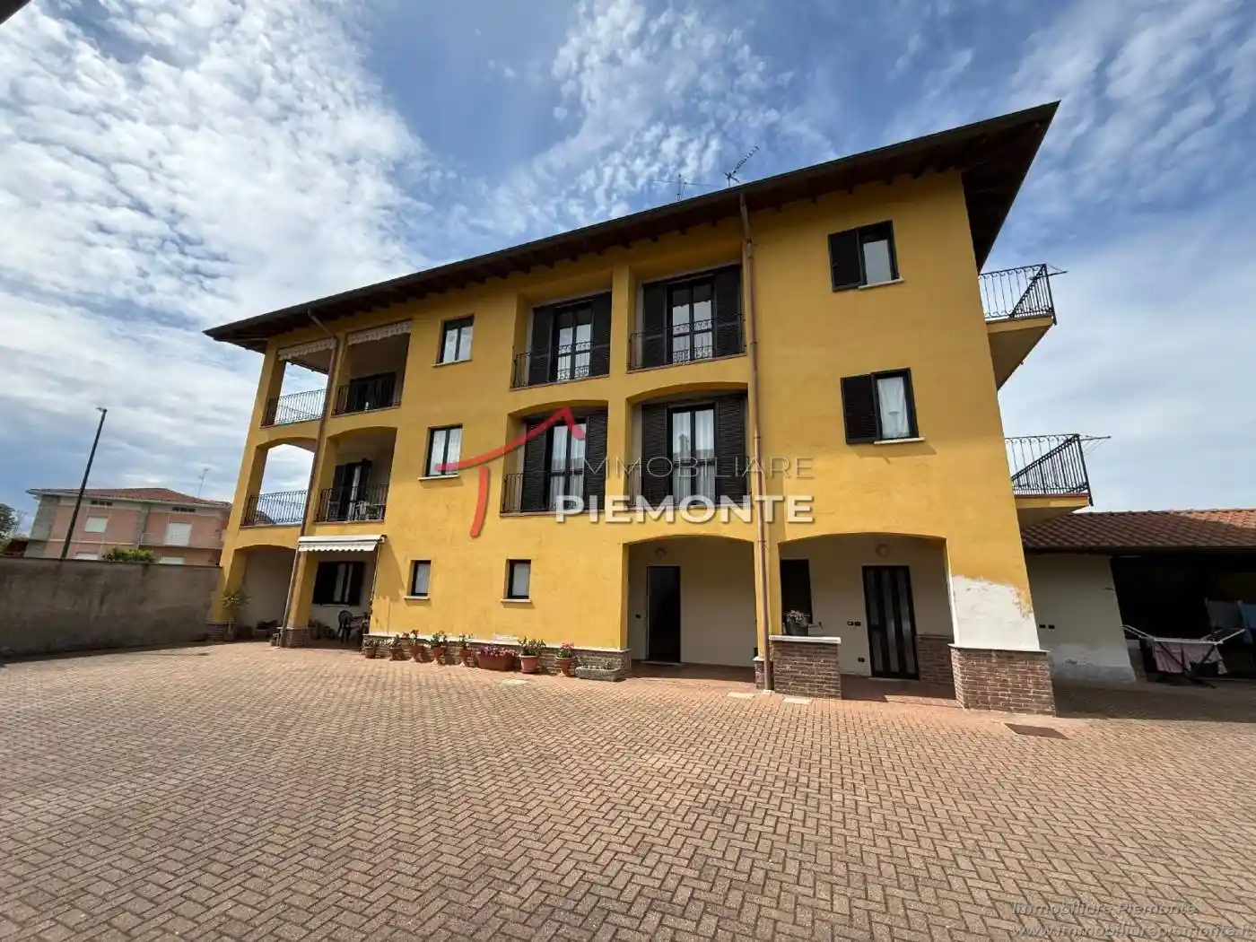 Appartamento in vendita a Boca