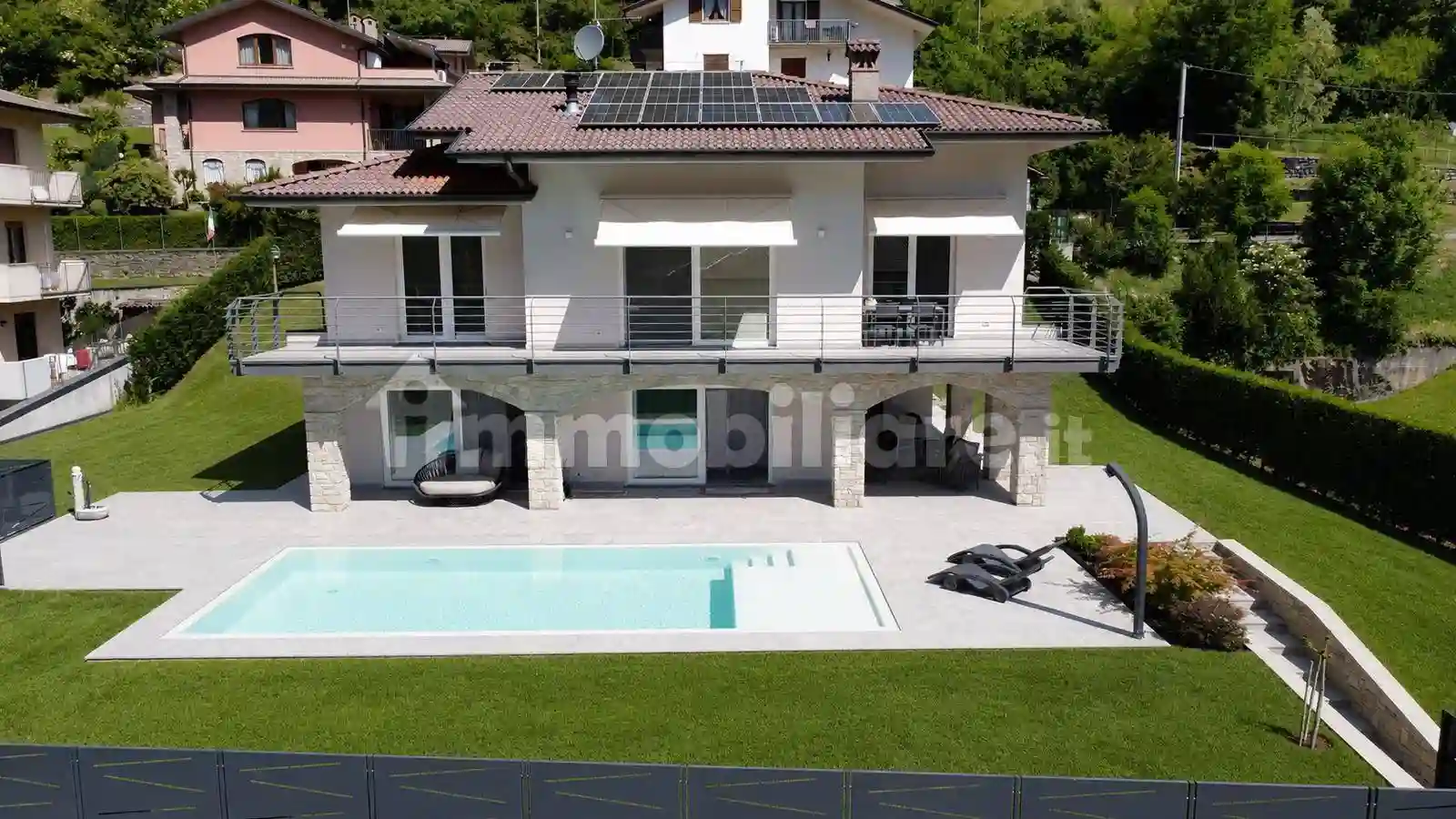 Villa - foto 2