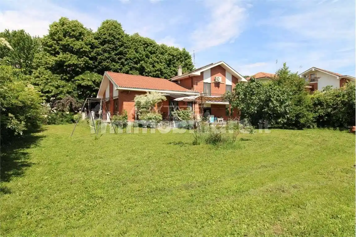 Villa in vendita a Orbassano