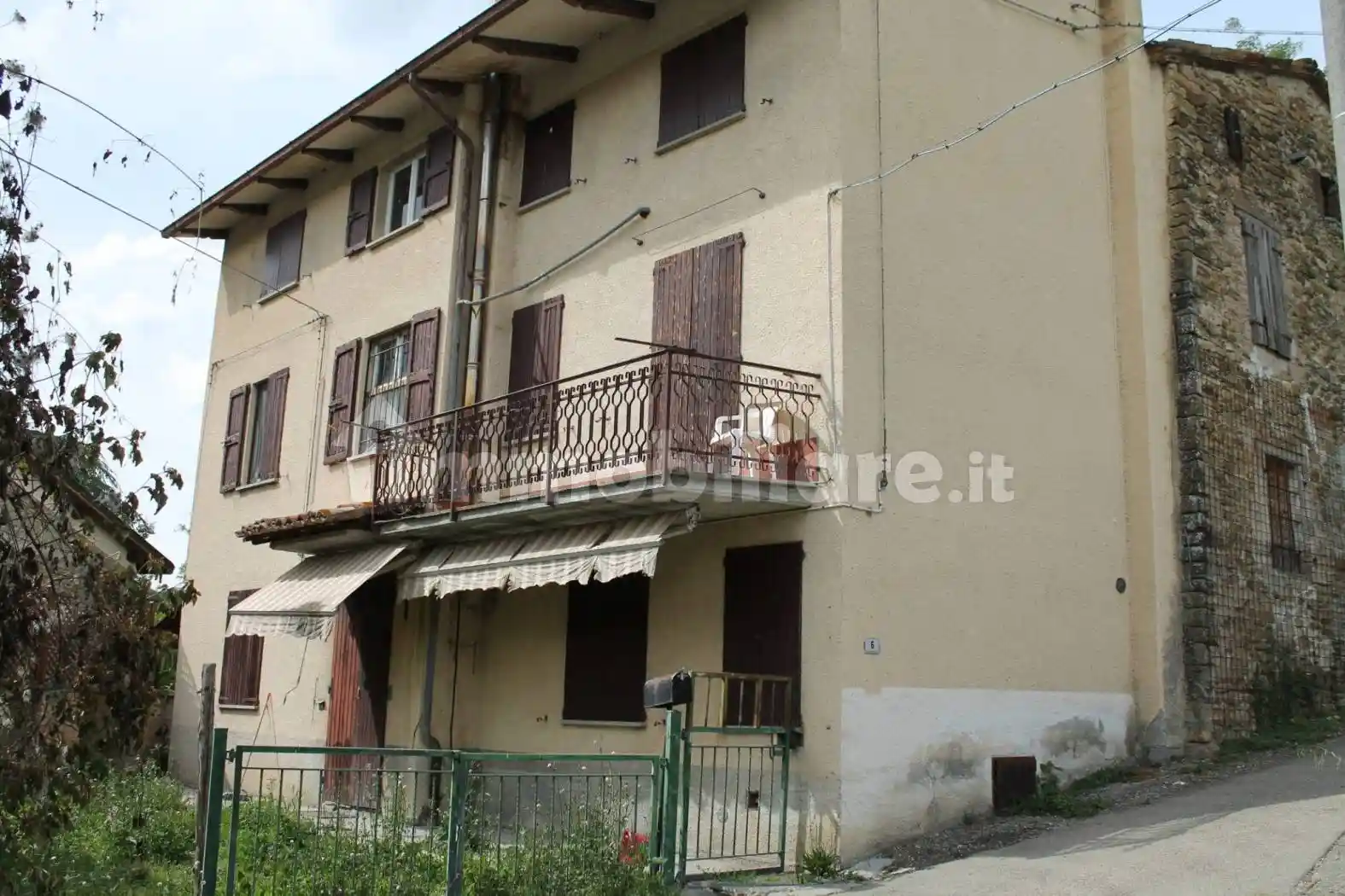 Casa indipendente in vendita a Neviano degli Arduini