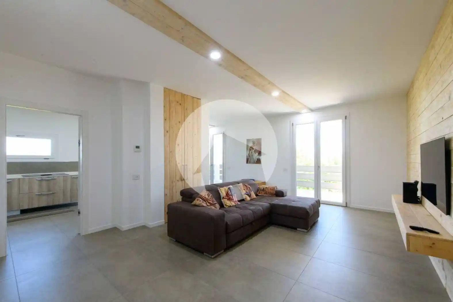 Villa in vendita a Canossa