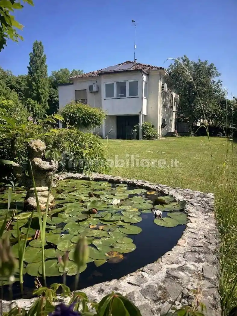 Villa in vendita a Nervesa della Battaglia