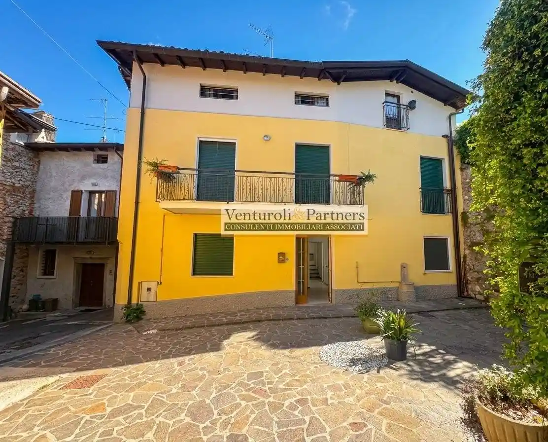 Casa indipendente in vendita a Puegnago sul Garda