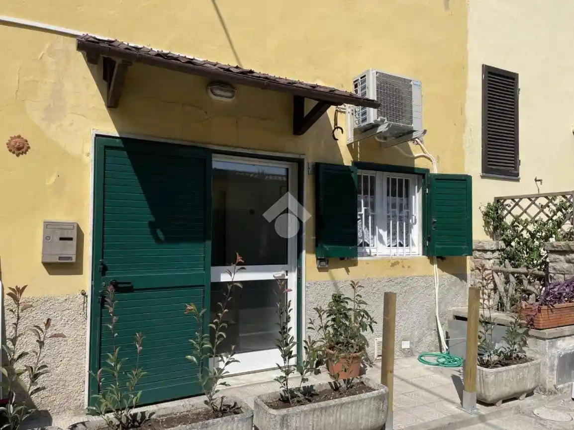 Casa indipendente in affitto a Pisa
