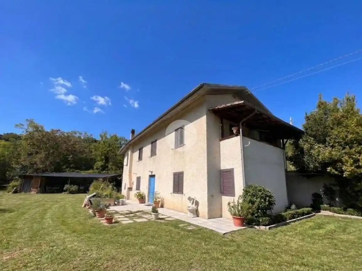 Villa in vendita a Barisciano