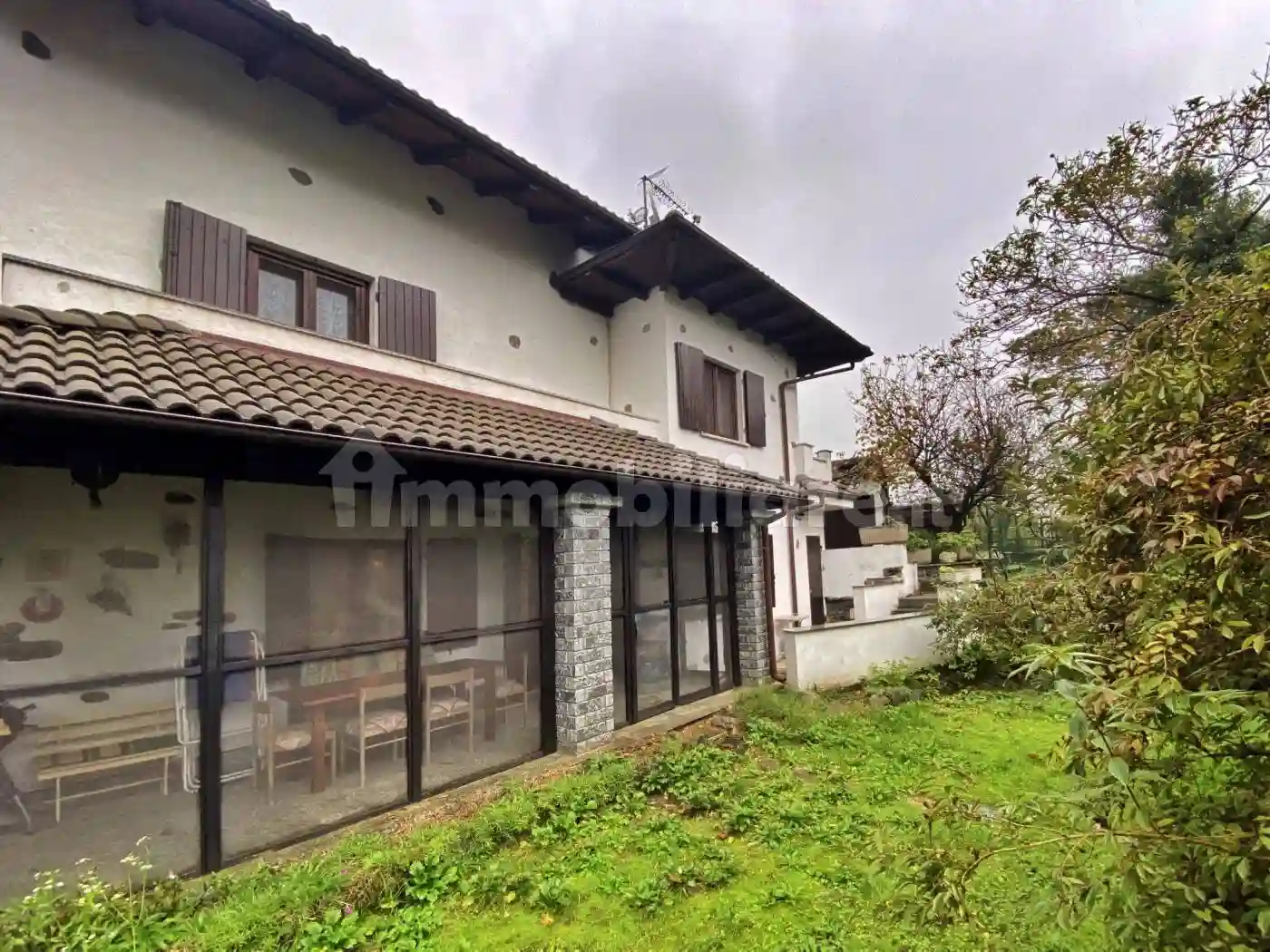 Villa - foto 2