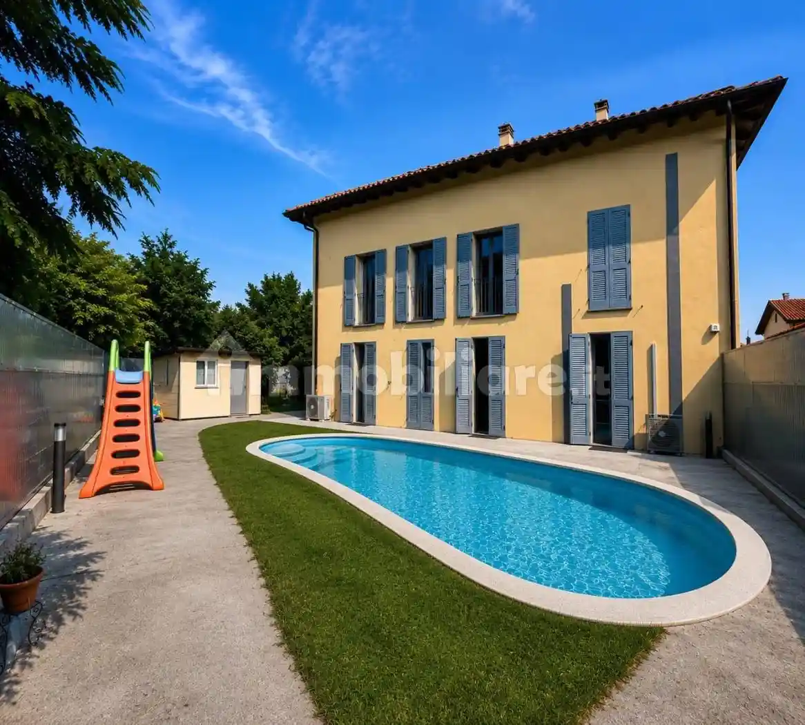 Villetta a schiera in vendita a Milano