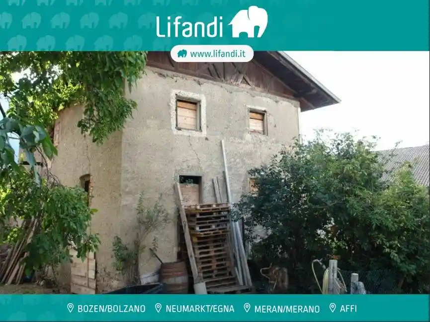 Casa indipendente in vendita a Laces